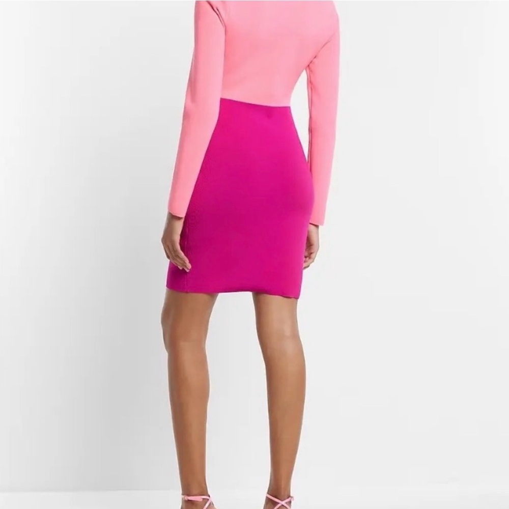 Express Body Contour Dress - Picture 3 of 6